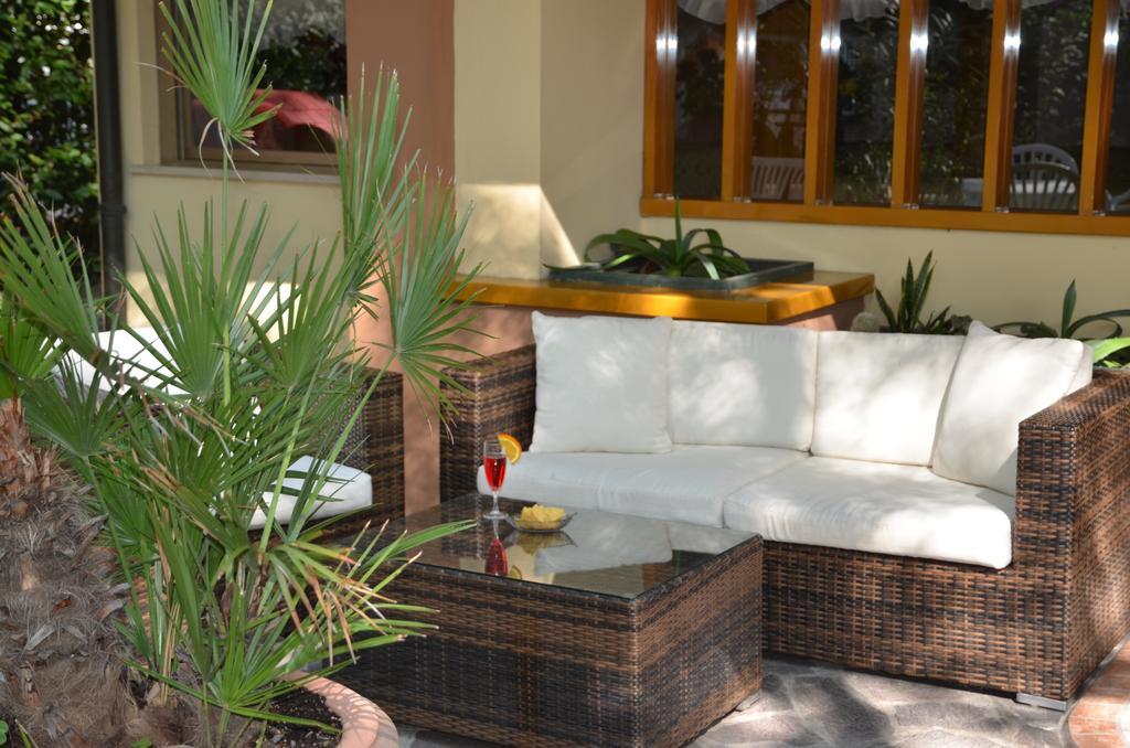 Hotel Monique Cervia Kültér fotó