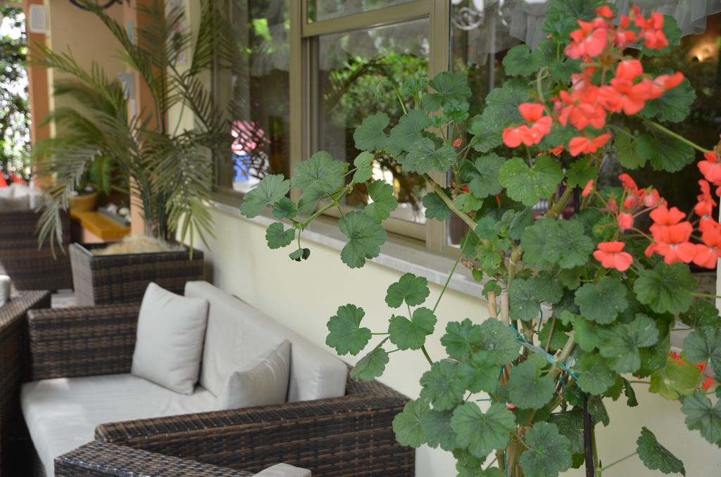 Hotel Monique Cervia Kültér fotó
