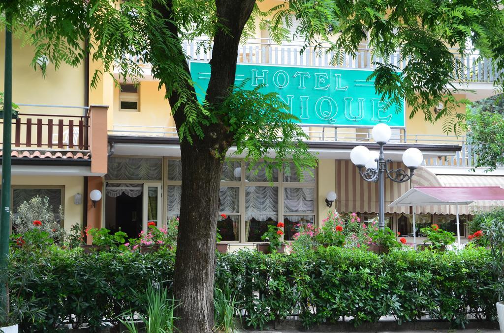 Hotel Monique Cervia Kültér fotó